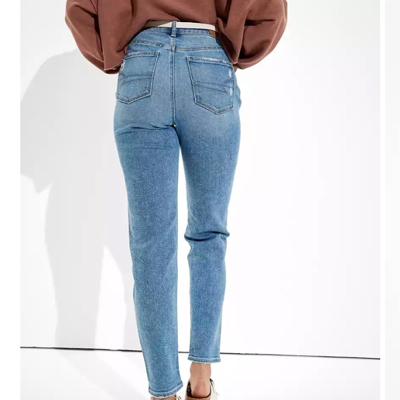 Ae Stretch Mom Straight Jeans 